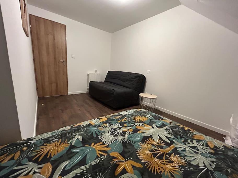 'appart Entre Foret Et Riviere Apartment L'Huisserie